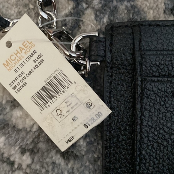 Michael Kors Mini Wallet - Picture 2 of 5